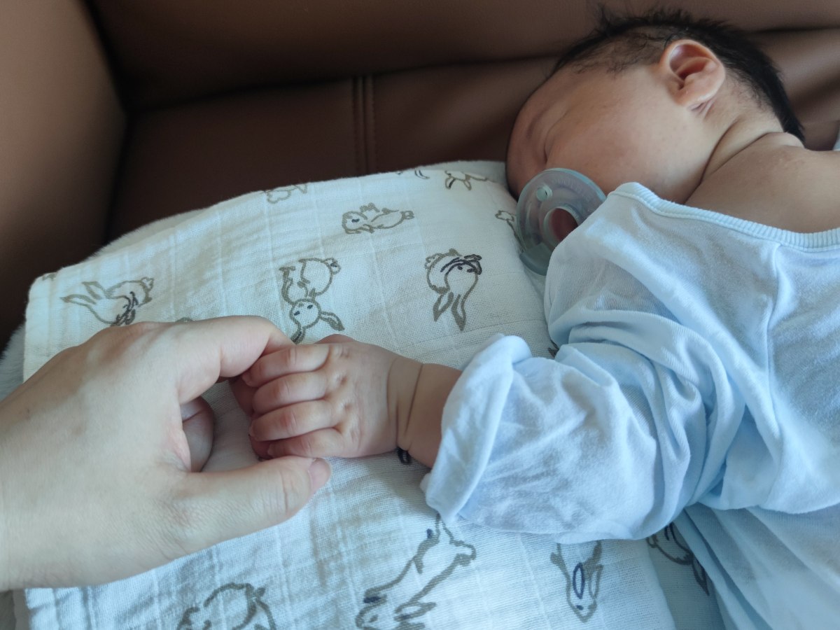 新生兒必買清單：貼心指南，給新手爸媽